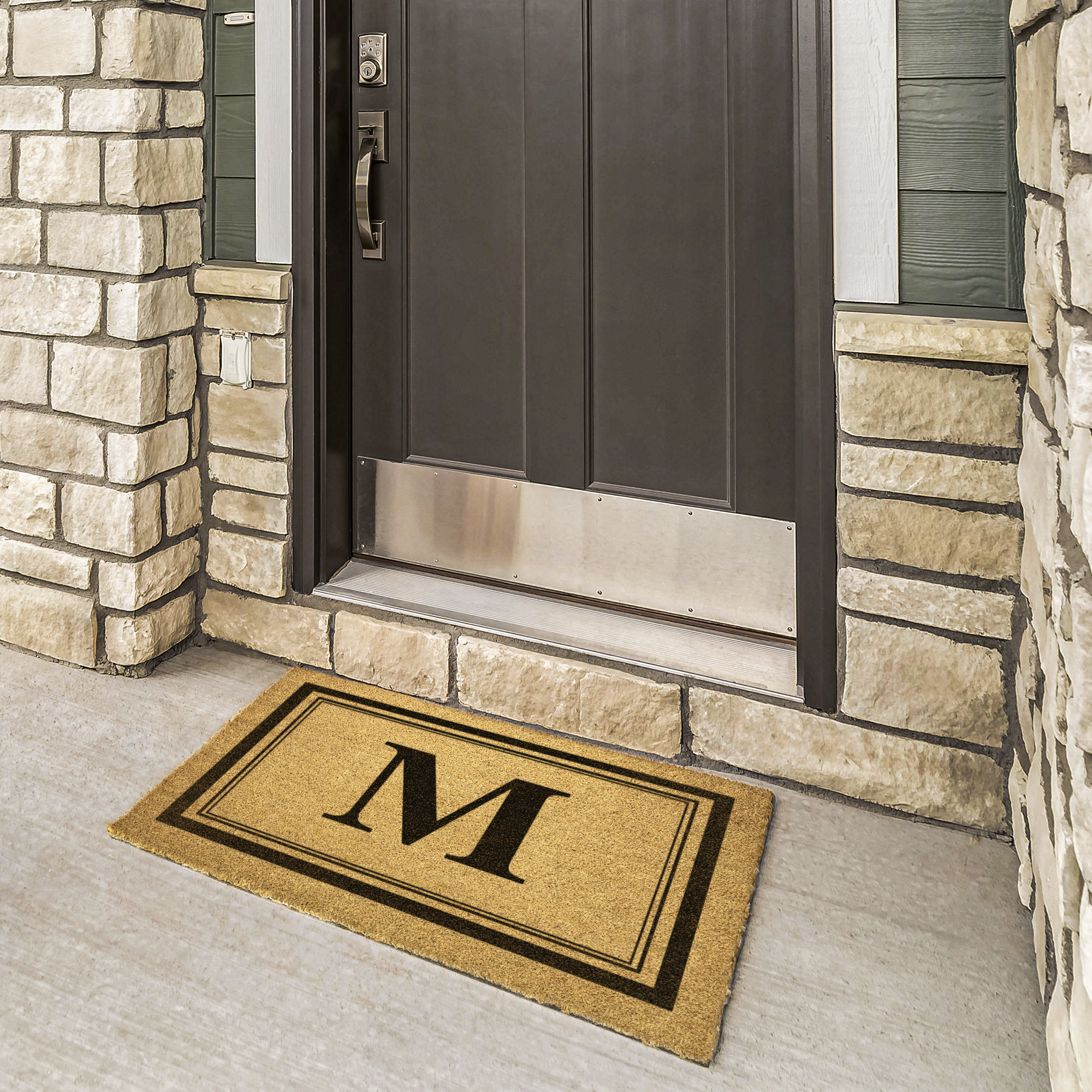 Monogram_M_Outdoor_Mat_Lifestyle_02_Mockup.png_16000643